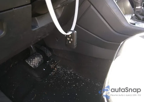 2019 Volkswagen Tiguan 2.0T Se/2.0T Sel/2.0T Sel R-Line/2.0T Sel R-Line Black from USA, damaged, VIN 3VV2B7AX4KM090617